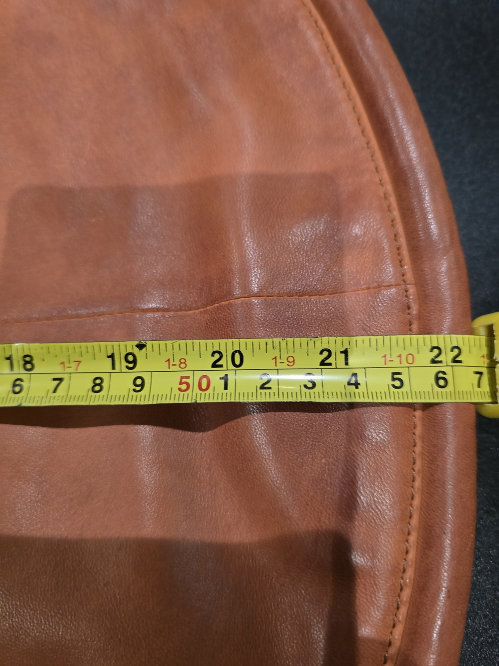 Round Leather Shoulder Bag in Cognac - Picture 2 of 12